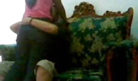 Молоді зґвалтували троє чоловіків порно з мамою реальне